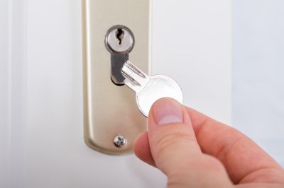 A Locksmith Can Identify Potential Causes of the Broken Key!